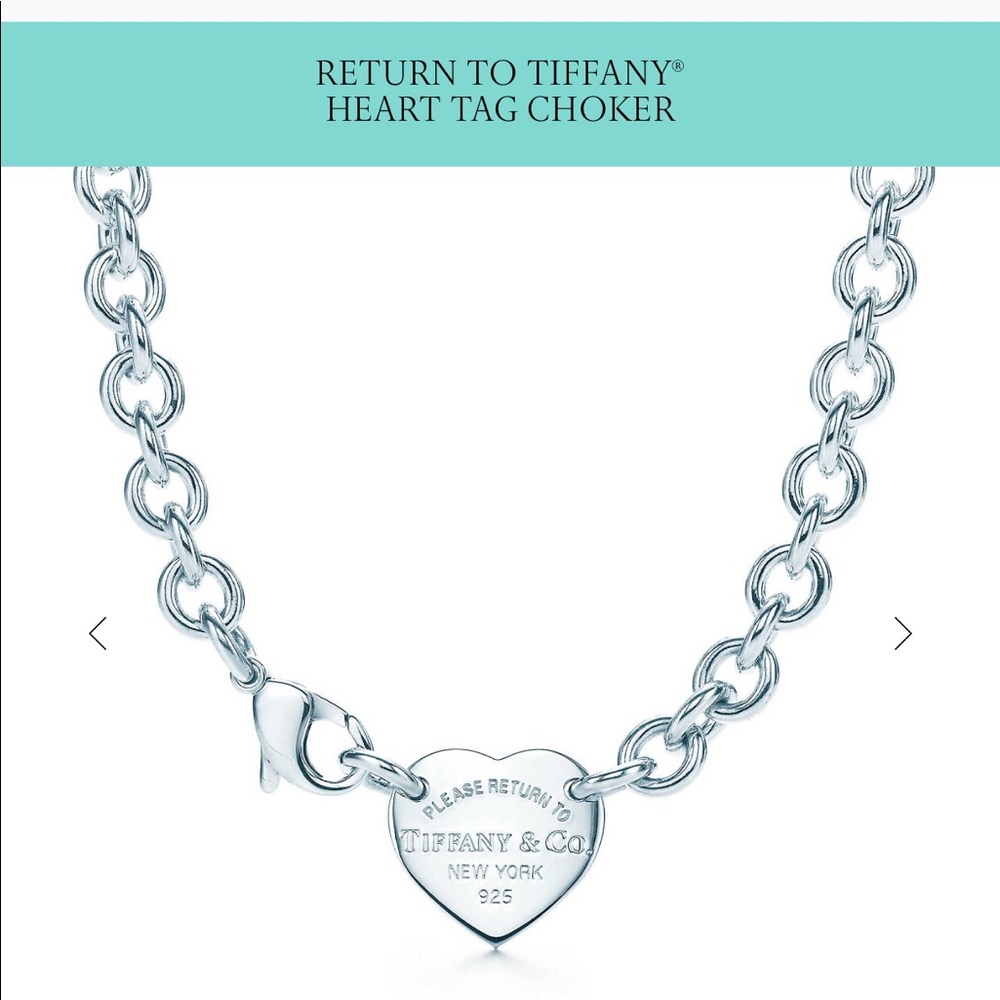 Meet your Posher, Chanel